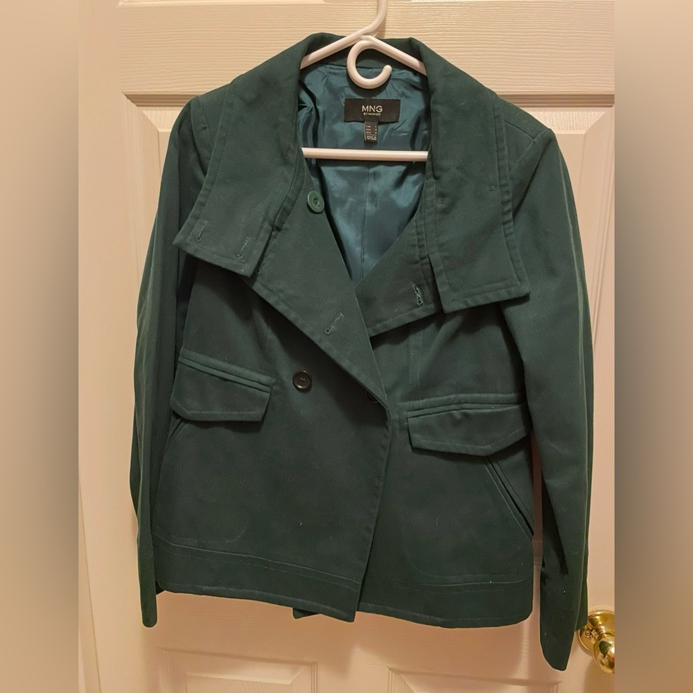 Dark green women’s coat size large.